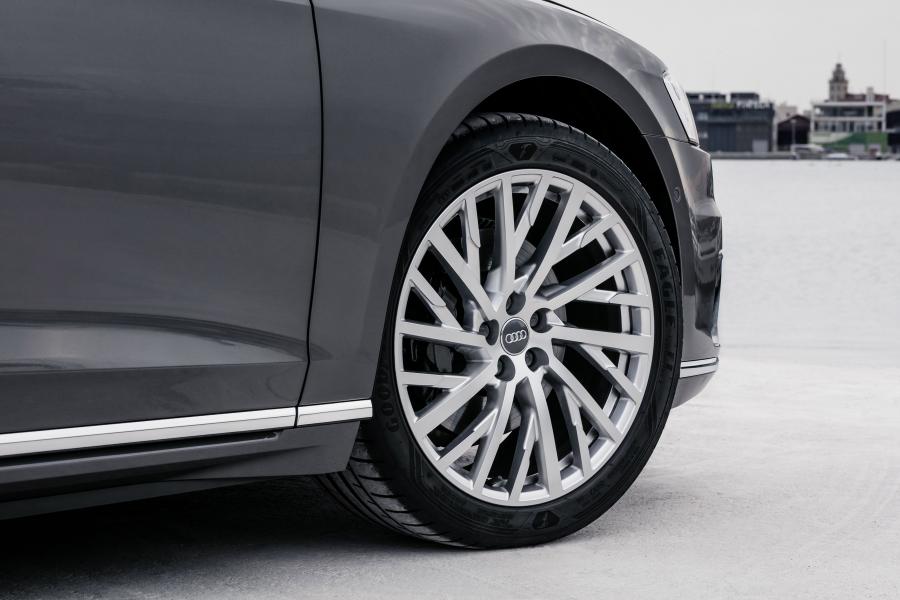 Колеса Audi A8 L 50 TDI Quattro (D5) 2017 года  (WW) (фото 22 из 31)